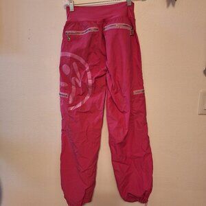 ZUMBA Fitness Womens Ultimate Orbit Cargo Dance Workout Pants Jogger Pink XS